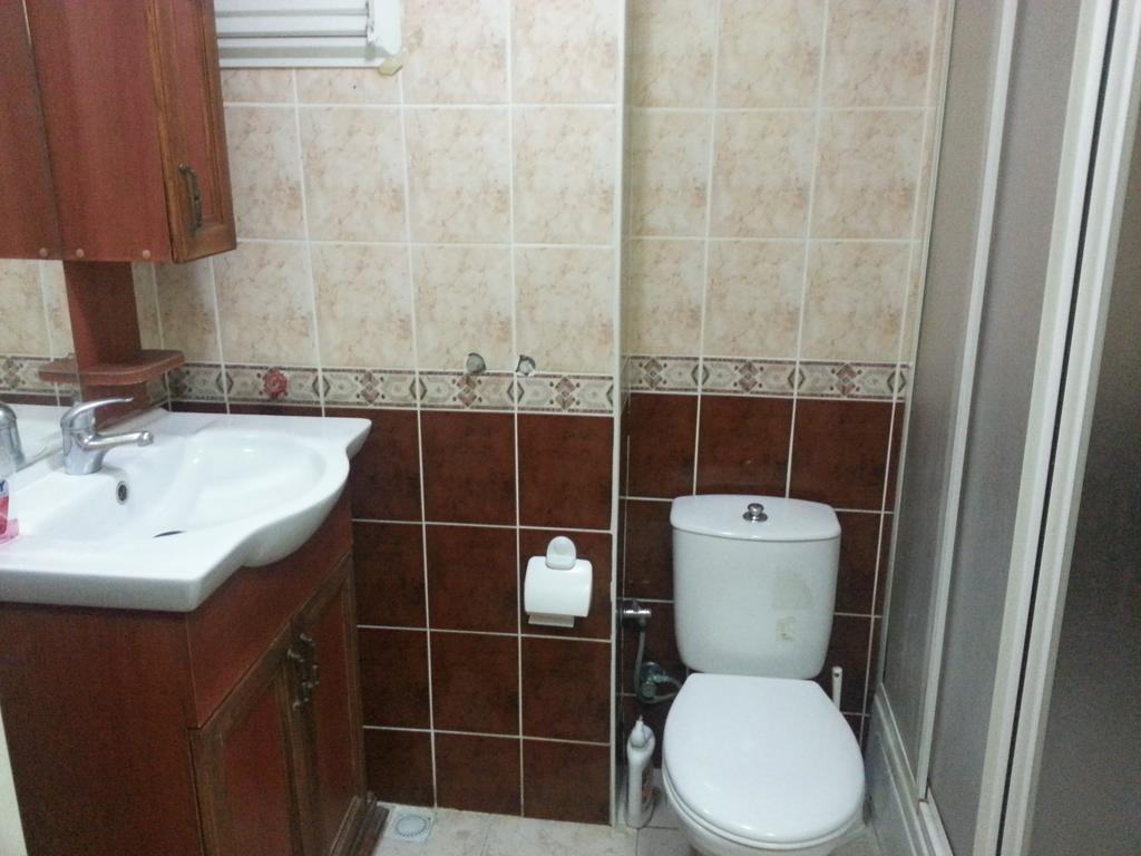 Laguna Otel Pansiyon Izmir Bagian luar foto