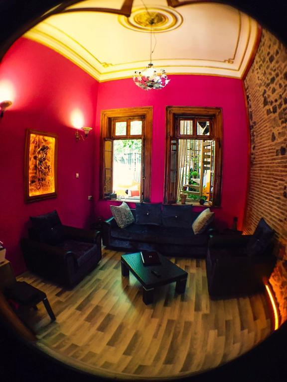 Laguna Otel Pansiyon Izmir Bagian luar foto