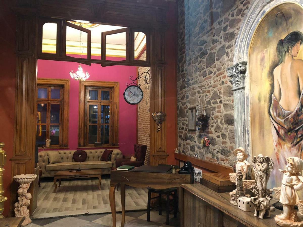 Laguna Otel Pansiyon Izmir Bagian luar foto